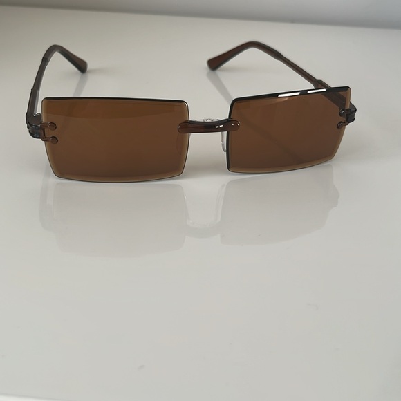 Brown rimless glasses - Picture 3 of 8